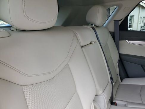 Used 2021 Cadillac XT5 Premium Luxury FWD image 24
