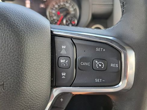 Used 2025 RAM 1500 Laramie image 14