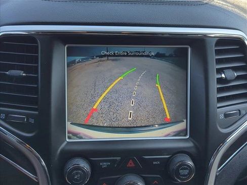 Used 2016 Jeep Grand Cherokee High Altitude RWD image 14