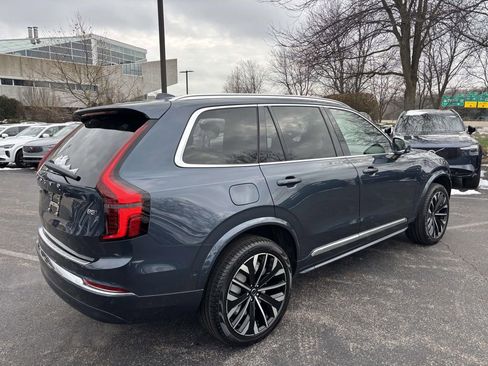 New 2026 Volvo XC90 B5 Plus image 7