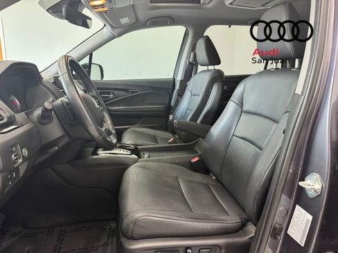 Used 2022 Honda Pilot Touring image 33