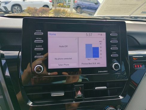 Used 2022 Toyota Camry SE w/ Convenience Package image 29