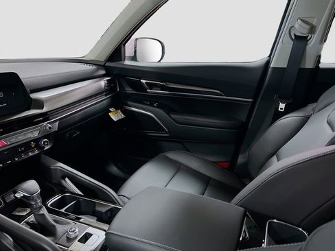 New 2025 Kia Telluride LX image 23