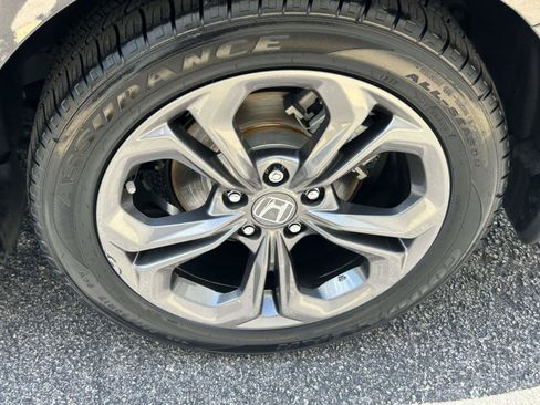 Certified 2023 Honda Accord EX image 5