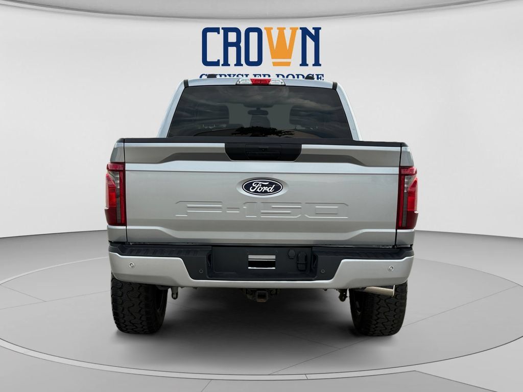Used 2025 Ford F150 XLT w/ Equipment Group 301A Standard AWD/4WD image 4