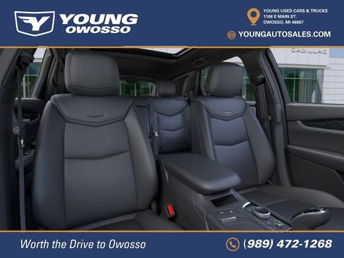 Used 2024 Cadillac XT5 Premium Luxury w/ LPO, Floor Liner Package AWD/4WD image 16
