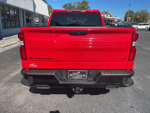 Used 2022 Chevrolet Silverado 1500 LT Trail Boss w/ Bed Protection Package image 9