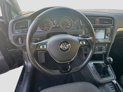 Used 2019 Volkswagen Golf S FWD image 11