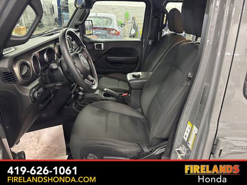 Used 2020 Jeep Wrangler Unlimited Sport image 13