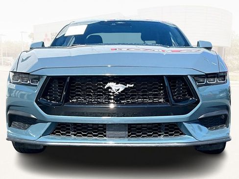 Used 2024 Ford Mustang Coupe RWD image 2