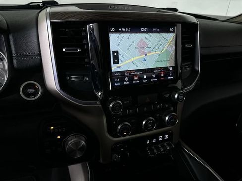 Used 2019 RAM 1500 Laramie AWD/4WD image 14