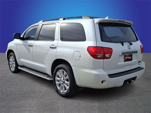 Used 2014 Toyota Sequoia Platinum image 5