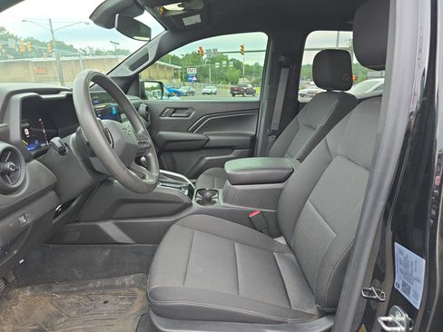 Used 2023 Chevrolet Colorado Trail Boss w/ Advanced Trailering Package AWD/4WD image 14