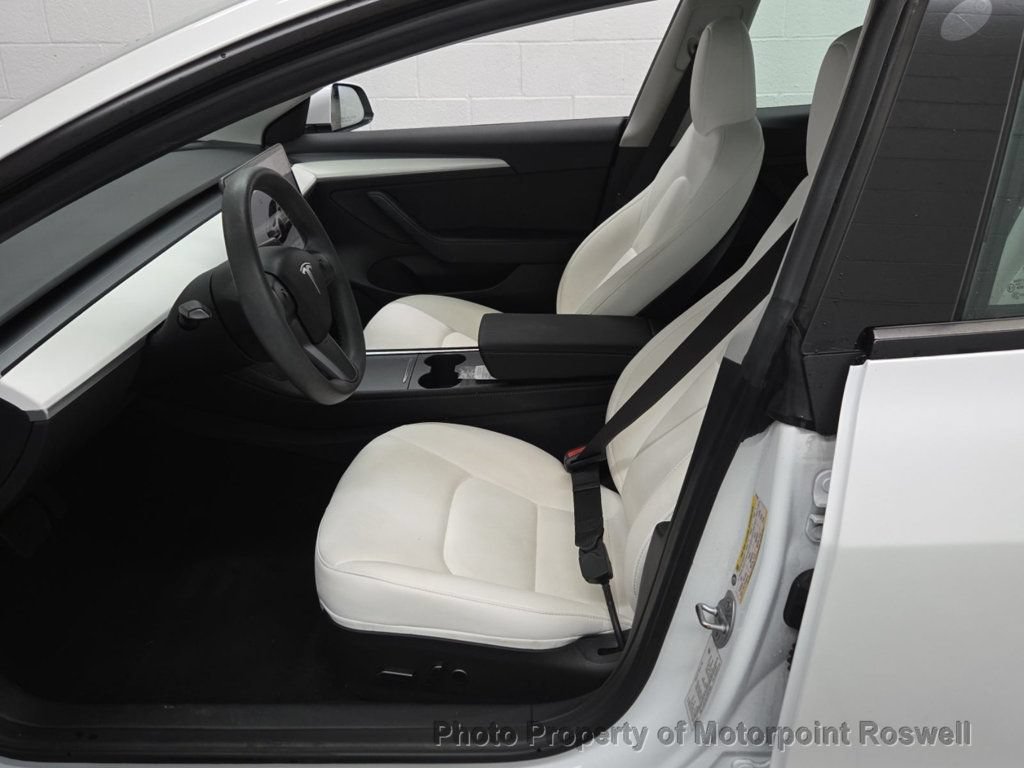 Used 2023 Tesla Model 3 Standard Range RWD image 2