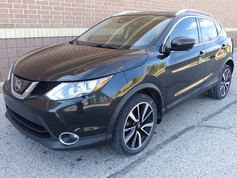 Used 2018 Nissan Rogue Sport SL w/ SL Premium Package AWD/4WD image 6