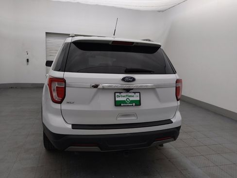 Used 2019 Ford Explorer XLT w/ Equipment Group 202A FWD image 6