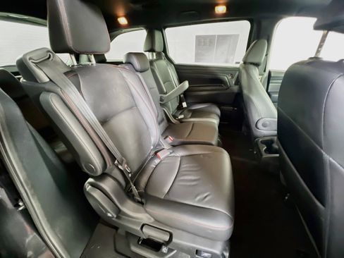 Used 2023 Honda Odyssey Sport image 28