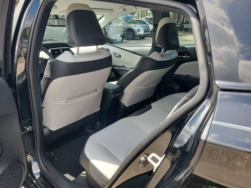 Used 2019 Toyota Prius XLE w/ Advanced Technology Package FWD image 9