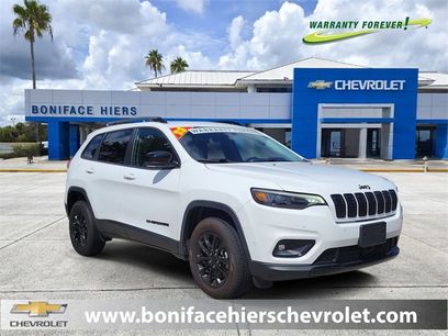 Used 2023 Jeep Cherokee Altitude Lux
