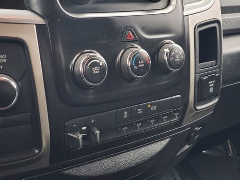 Used 2018 RAM 5500 SLT w/ Quick Order Package 29G SLT image 19