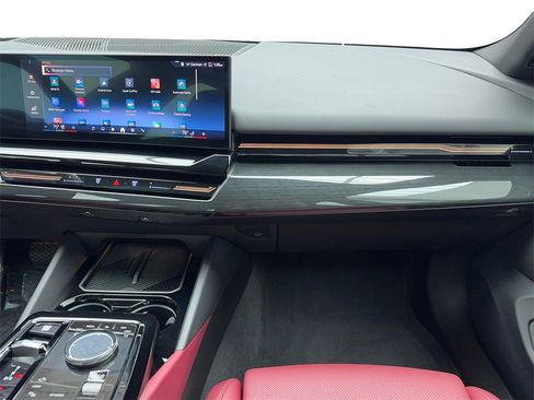 Used 2026 BMW 530i xDrive image 19