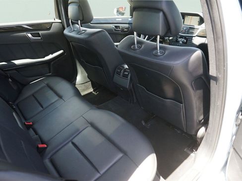 Used 2013 Mercedes-Benz E 350 Sedan image 15
