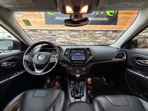 Used 2020 Jeep Cherokee Limited AWD/4WD image 18