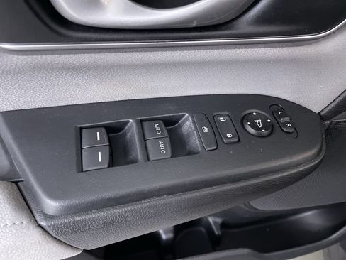 Used 2020 Honda CR-V EX image 11