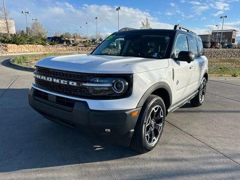 Used 2025 Ford Bronco Sport Outer Banks w/ Outer Banks Tech Package+ image 3