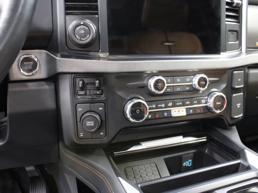 Used 2024 Ford F250 Platinum AWD/4WD image 70