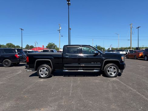 Used 2015 GMC Sierra 2500 Denali w/ Duramax Plus Package AWD/4WD image 2