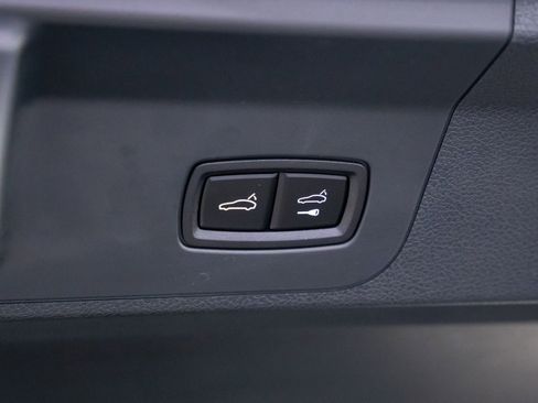 Certified 2023 Porsche Panamera Platinum Edition image 32