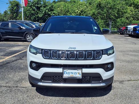 Used 2025 Jeep Compass Limited AWD/4WD image 19