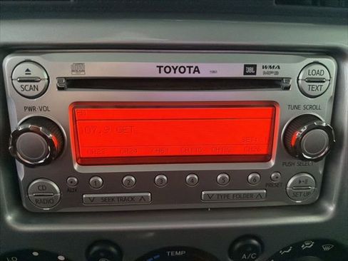 Used 2012 Toyota FJ Cruiser 4WD w/ Upgrade Pkg image 18