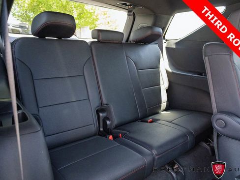 Used 2025 Chevrolet Traverse Z71 w/ Driver Confidence Package AWD/4WD image 10