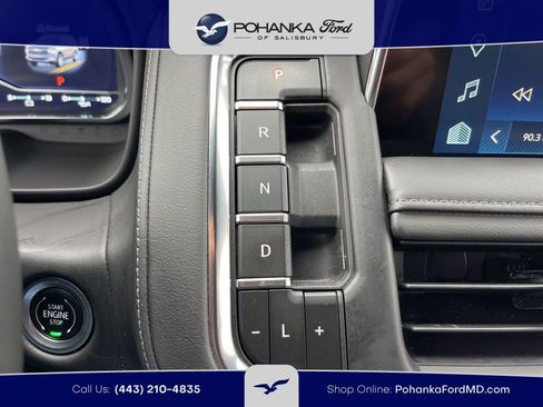 Used 2024 Chevrolet Suburban LT image 14