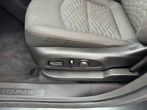 Certified 2020 Chevrolet Equinox LT AWD/4WD image 16