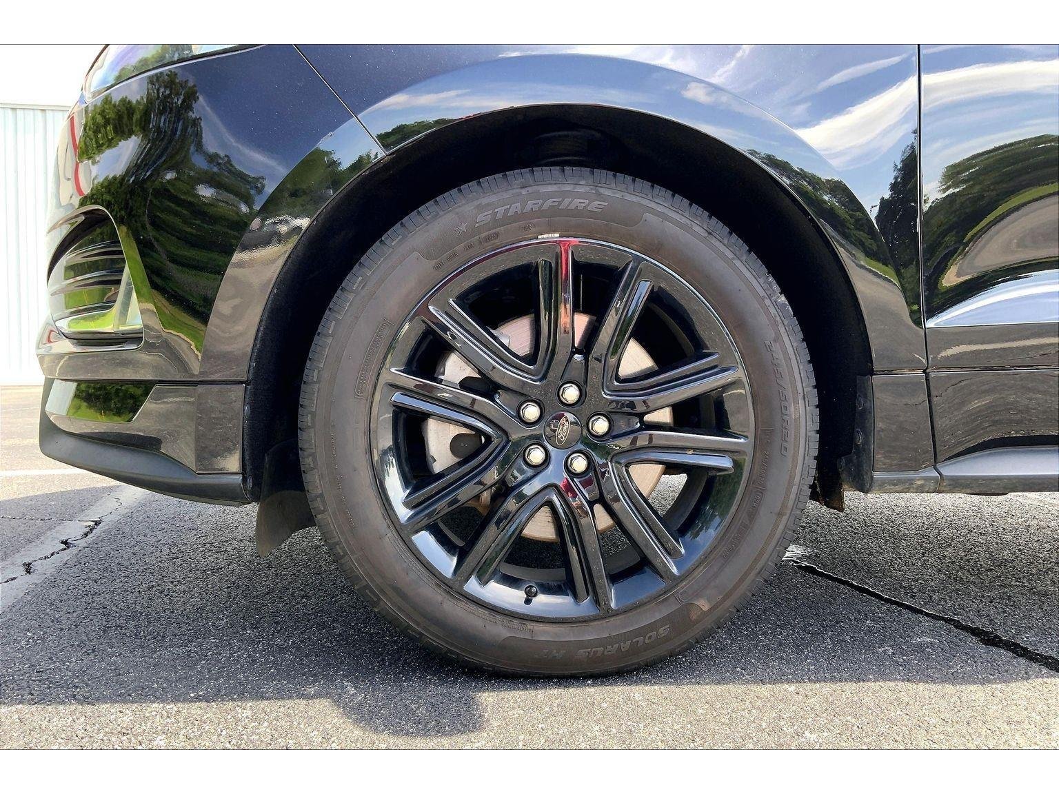 Used 2023 Ford Edge ST-Line AWD/4WD image 9