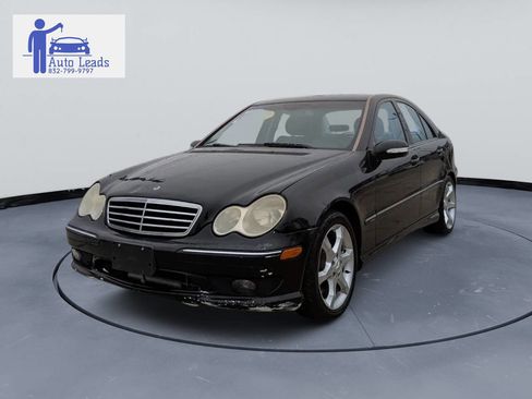 Used 2007 Mercedes-Benz C 230 Sedan image 3