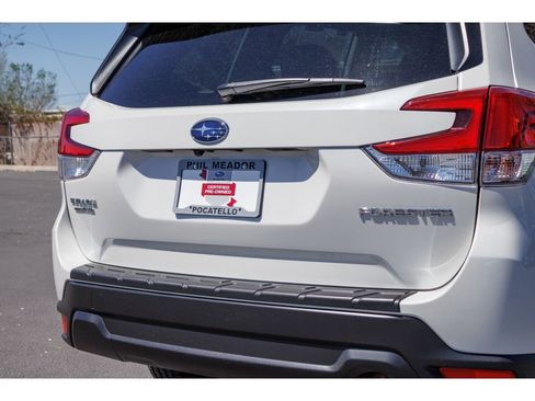 Certified 2022 Subaru Forester Premium AWD/4WD image 28