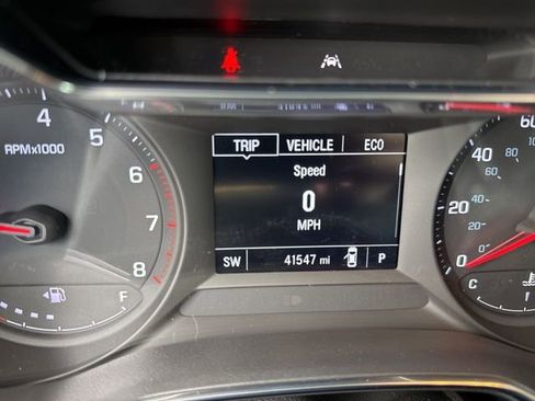 Used 2023 Chevrolet TrailBlazer LT FWD image 23