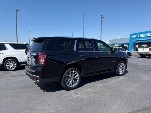 Used 2023 Chevrolet Tahoe High Country w/ Premium Package 2 AWD/4WD image 3