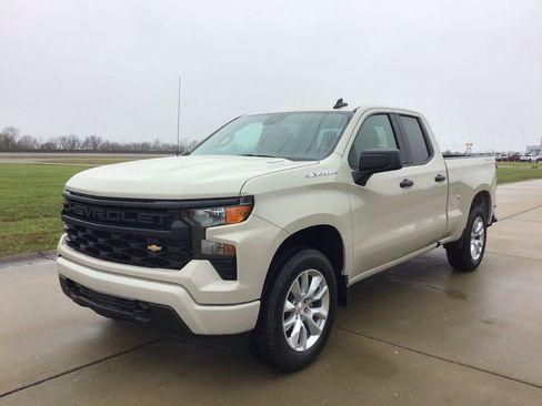 New 2026 Chevrolet Silverado 1500 Custom image 9