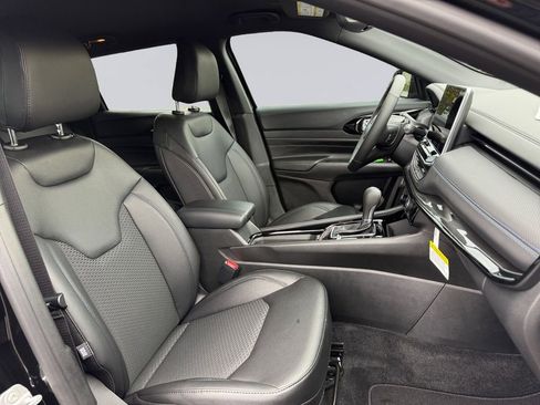 New 2026 Jeep Compass Latitude image 19