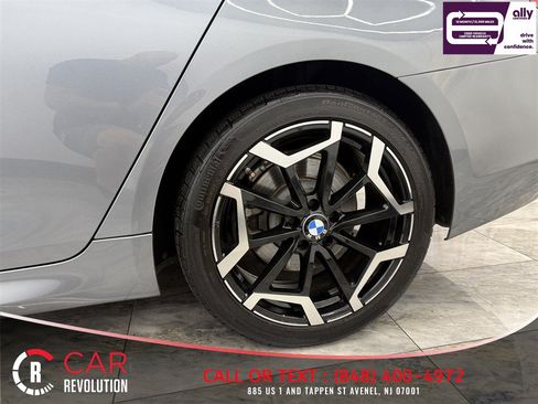 Used 2018 BMW 530e xDrive w/ M Sport Package 2 AWD/4WD image 12