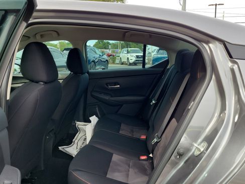 Used 2023 Nissan Sentra SR FWD image 12