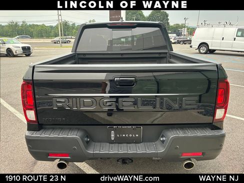Used 2024 Honda Ridgeline Black Edition image 4