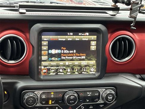 Used 2021 Jeep Gladiator Rubicon image 15