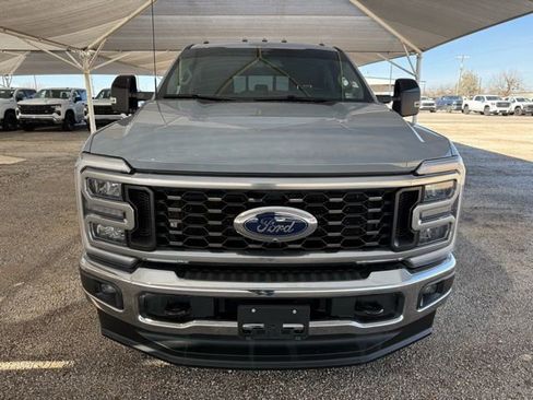 Used 2025 Ford F350 Lariat w/ FX4 Off-Road Package image 2