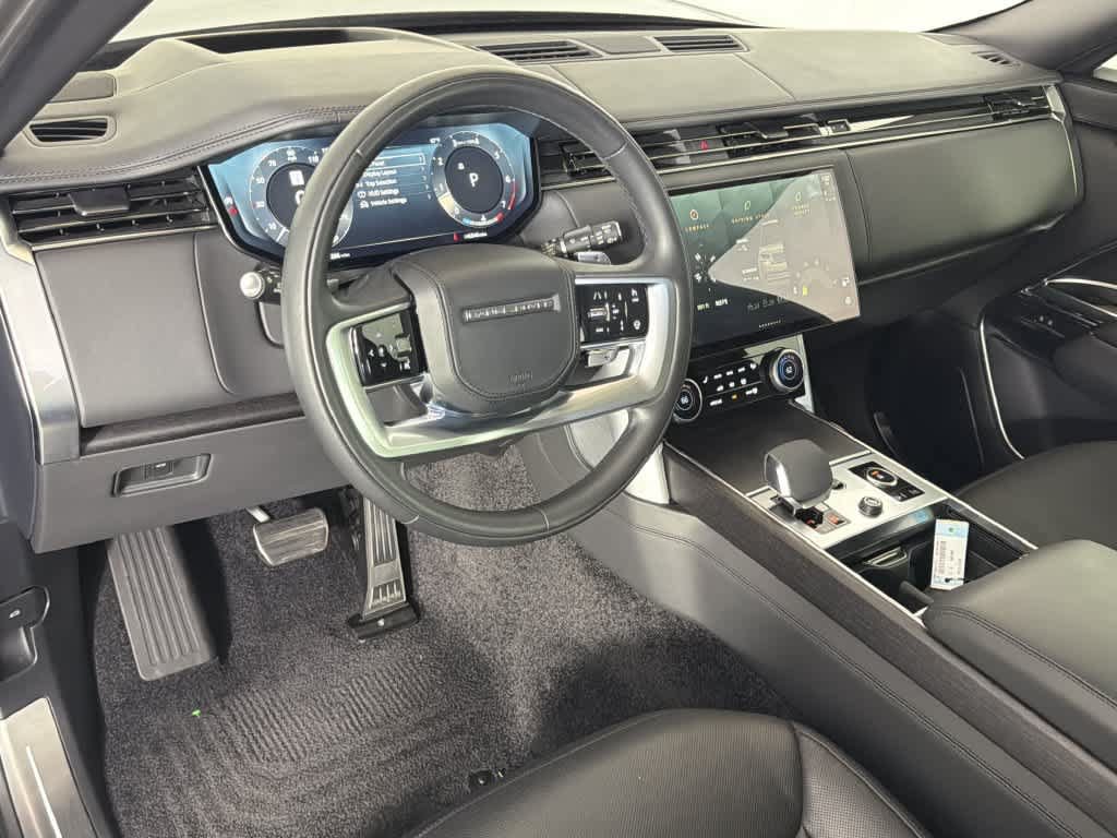 Used 2023 Land Rover Range Rover First Edition AWD/4WD image 4